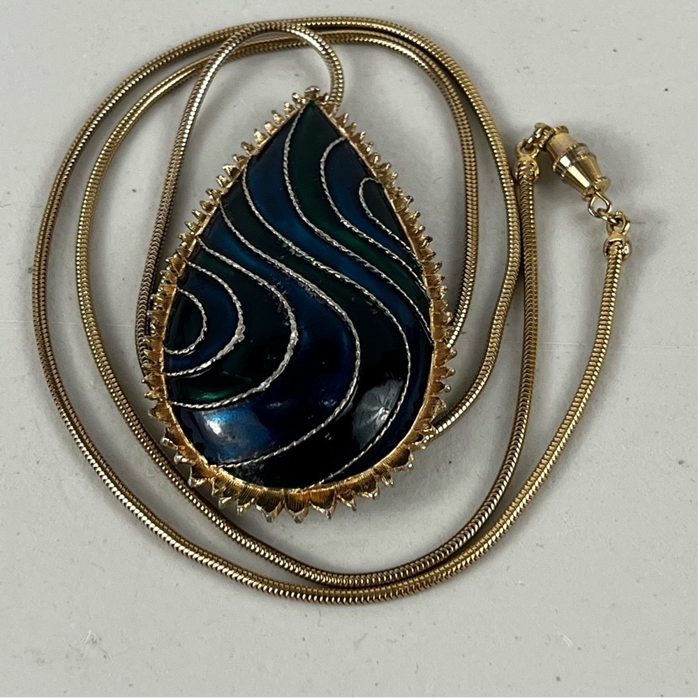 Vtg Marcel Boucher Le Couturier Gold Tone w/ Blue & Green Enamel Brooch Necklace - Picture 13 of 13